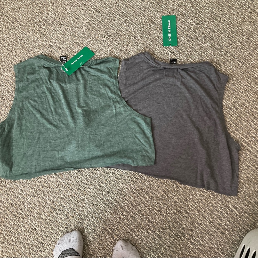 Stylish Women's Shirt Set - Green and Gray
